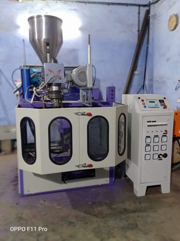 "Double-Station-Extrusion-Molding-Mahine-Thane"